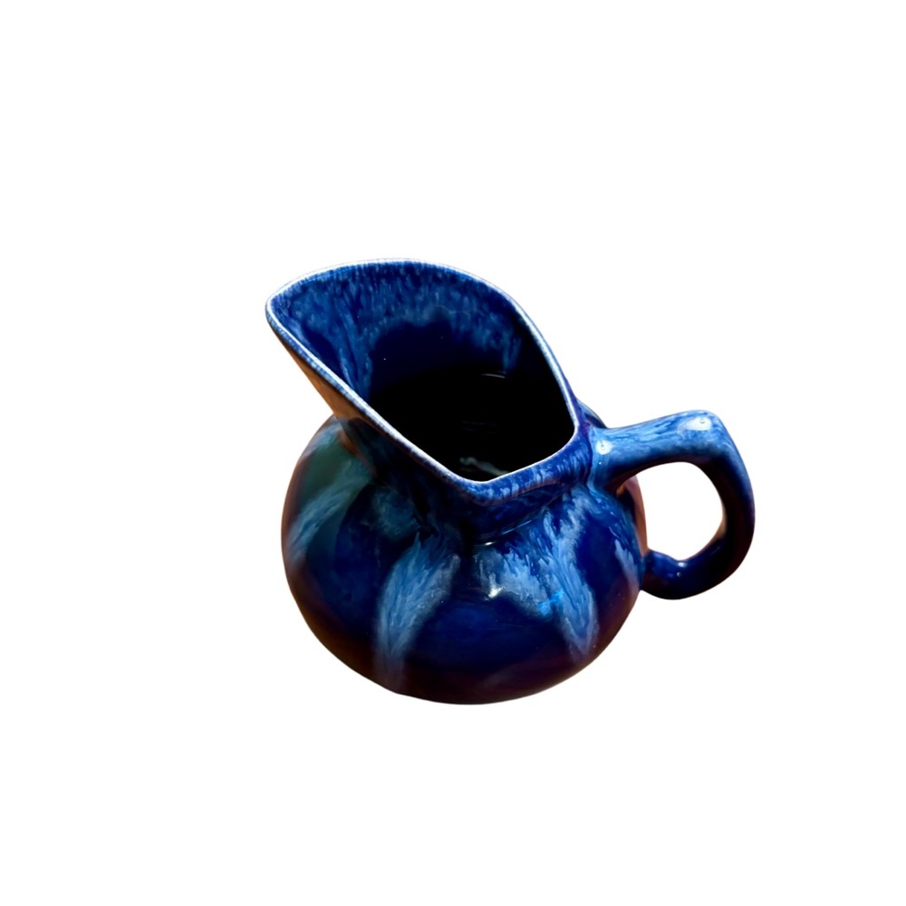 Vintage Artist Signed Blue Drip Studio Pottery Creamer. - Picture 3 of 7